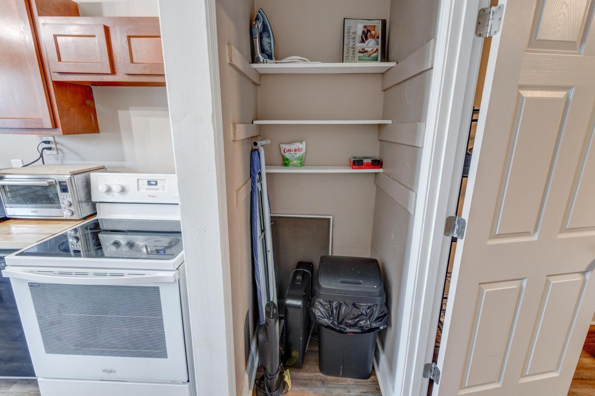 Prime 2Br Gem, Near Convention Hub! Lejlighed Indianapolis Eksteriør billede