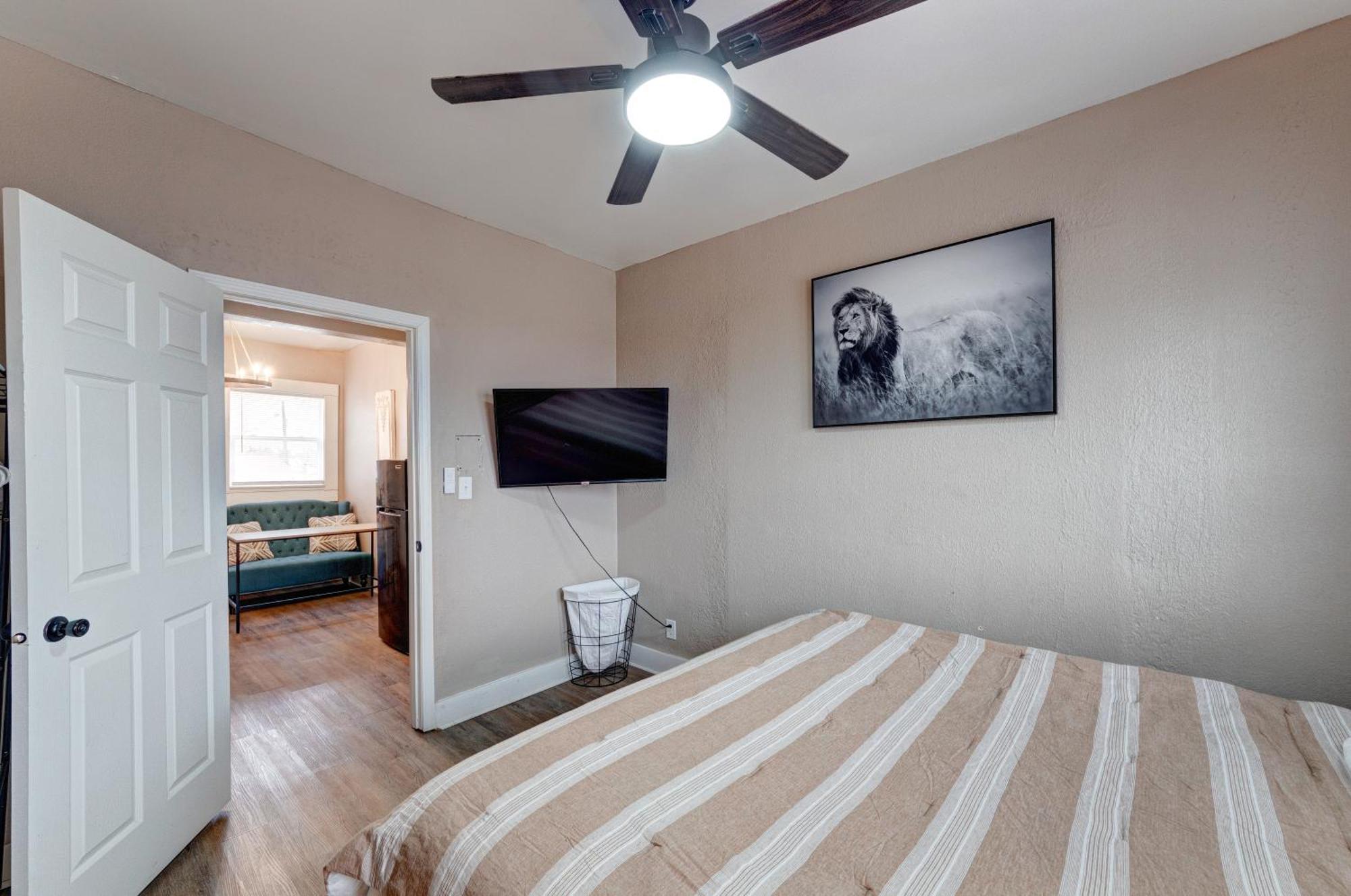 Prime 2Br Gem, Near Convention Hub! Lejlighed Indianapolis Eksteriør billede